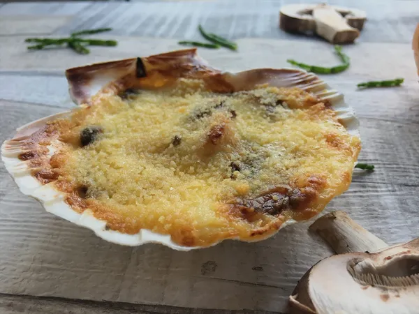 img of Coquilles Saint Jacques à la Bretonne